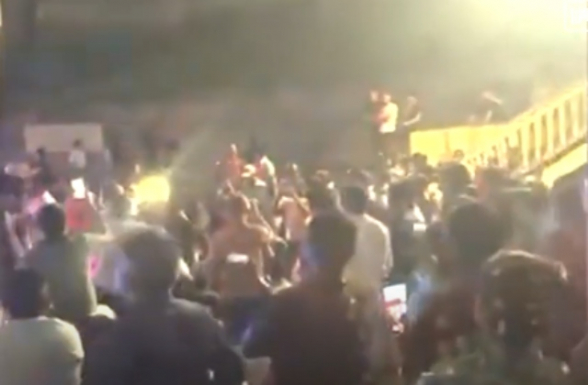 Հնդիկները փակել են Իջևան-Երևան միջպետական ճանապարհը (տեսանյութ)